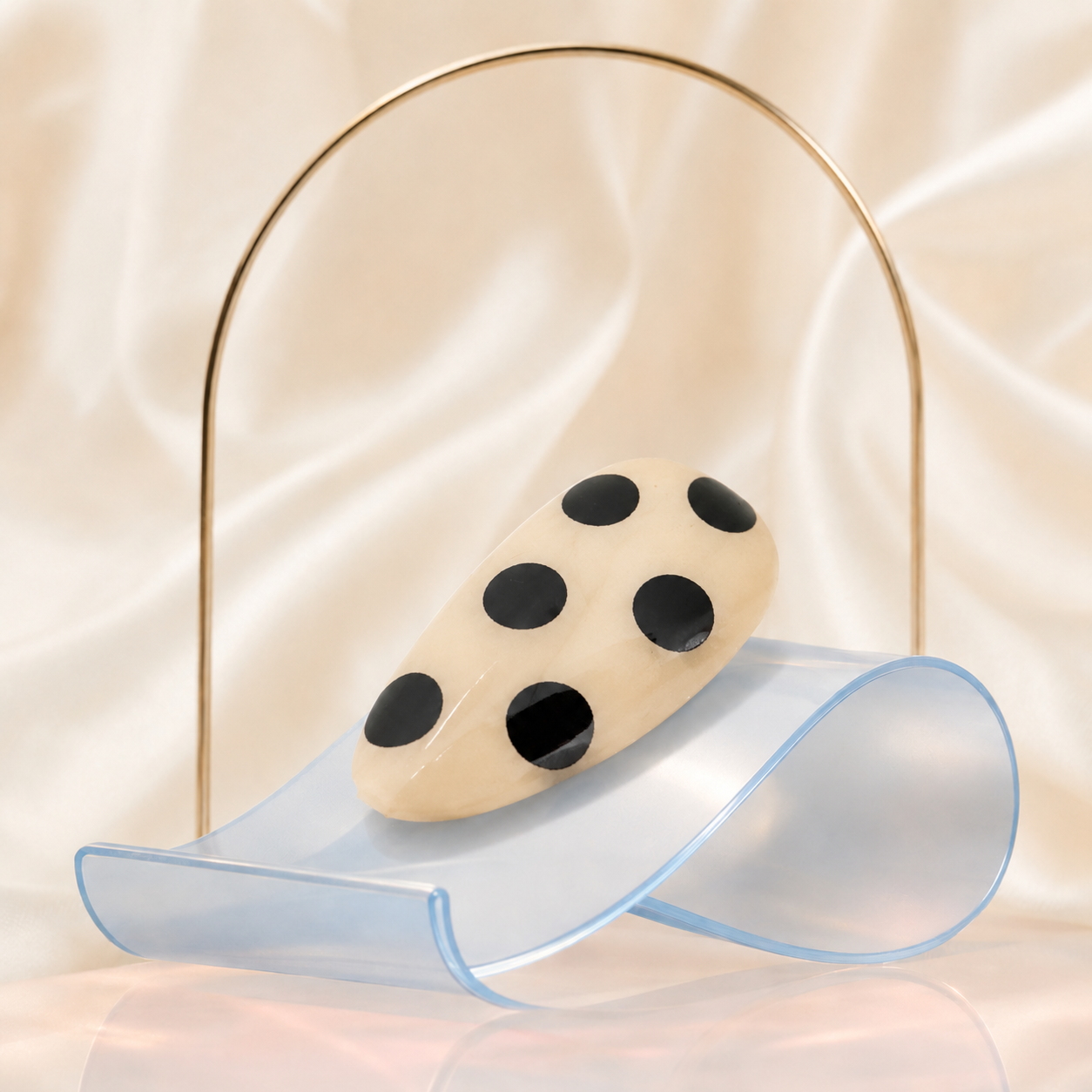Polka Dot Noir